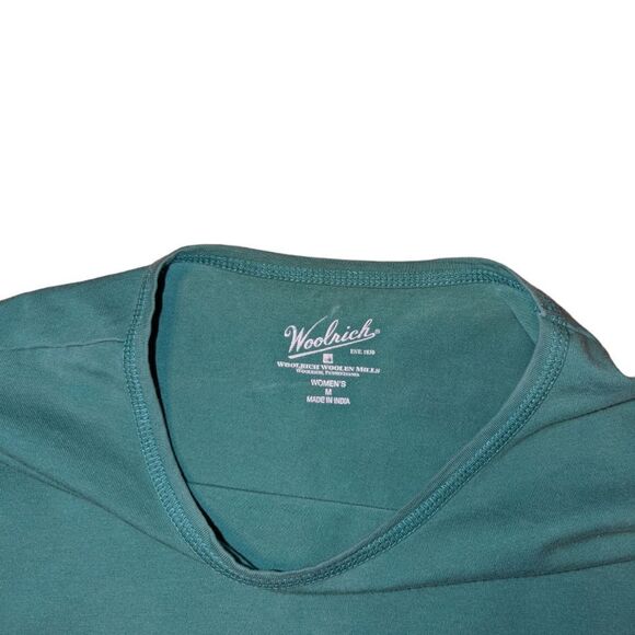 🛍️ WOMENS WOOLRICH SIZE SMALL FORM FITTING LONG SLEEVE SHIRT - Picture 2 of 3